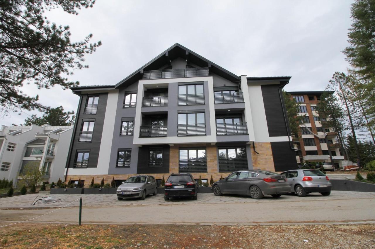 Almi Lux Apartman ซลาตีบอร์ ภายนอก รูปภาพ