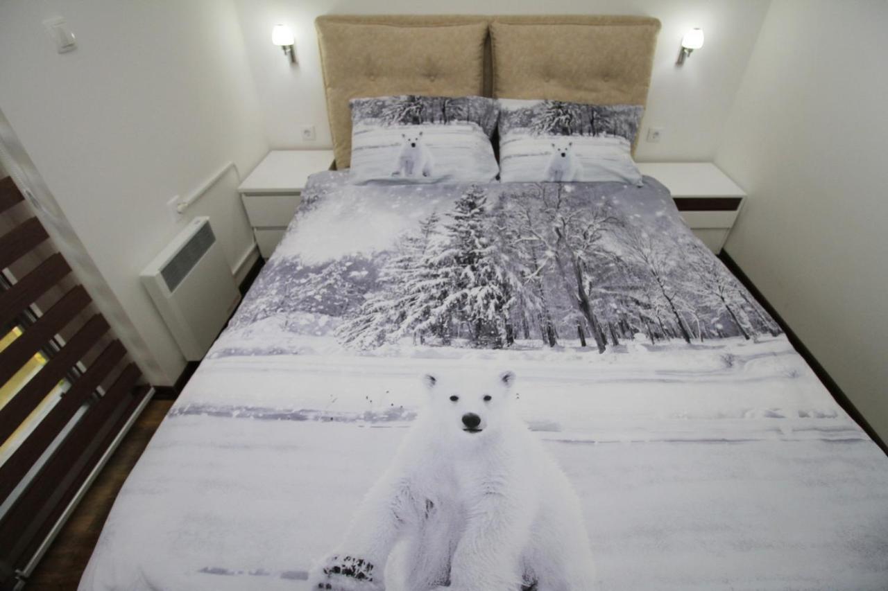 Almi Lux Apartman ซลาตีบอร์ ภายนอก รูปภาพ