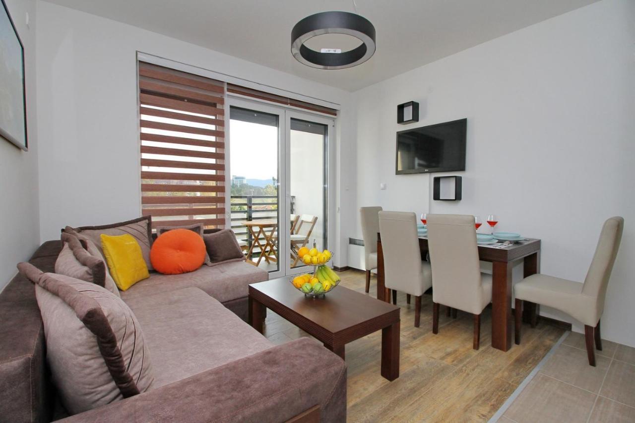 Almi Lux Apartman ซลาตีบอร์ ภายนอก รูปภาพ