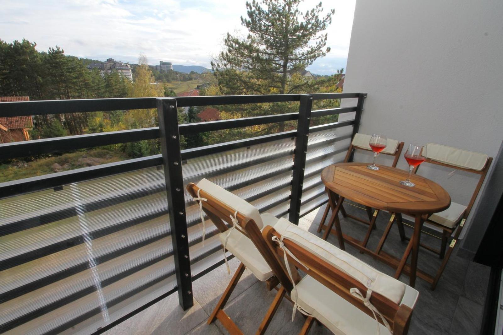 Almi Lux Apartman ซลาตีบอร์ ภายนอก รูปภาพ