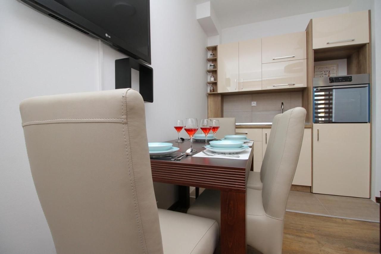 Almi Lux Apartman ซลาตีบอร์ ภายนอก รูปภาพ