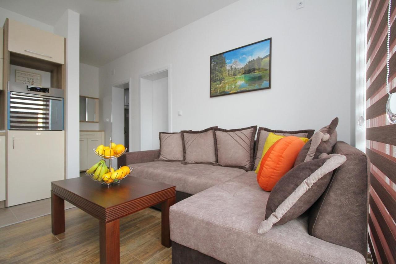 Almi Lux Apartman ซลาตีบอร์ ภายนอก รูปภาพ